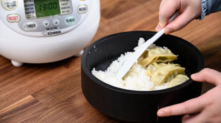 Best Japanese Rice Cooker 2021: Top Brands Review